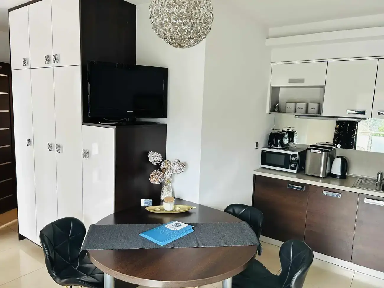 Salon z aneksem — Apartament 2, Zatoka Cydrowa